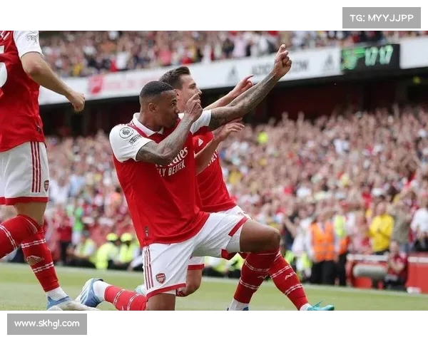 曼联主场迎战阿森纳力争新赛季首轮开门红全力拼搏再创辉煌 曼联主场迎战阿森纳力争新赛季首轮开门红全力拼搏再创辉煌