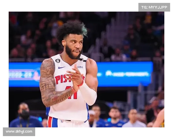 萨迪克贝强势反弹砍下21分鹈鹕火力全开主场轻取对手迎赛季关键胜利